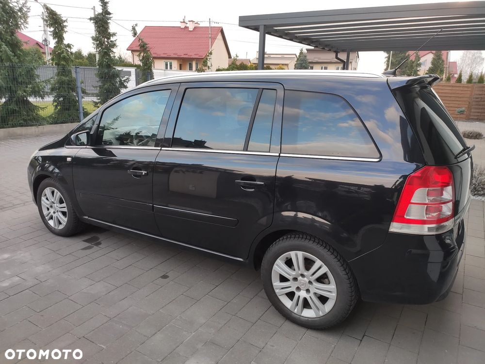 Opel Zafira 1.9 CDTI Cosmo - 5