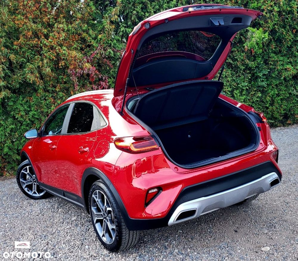 Kia XCeed - 24