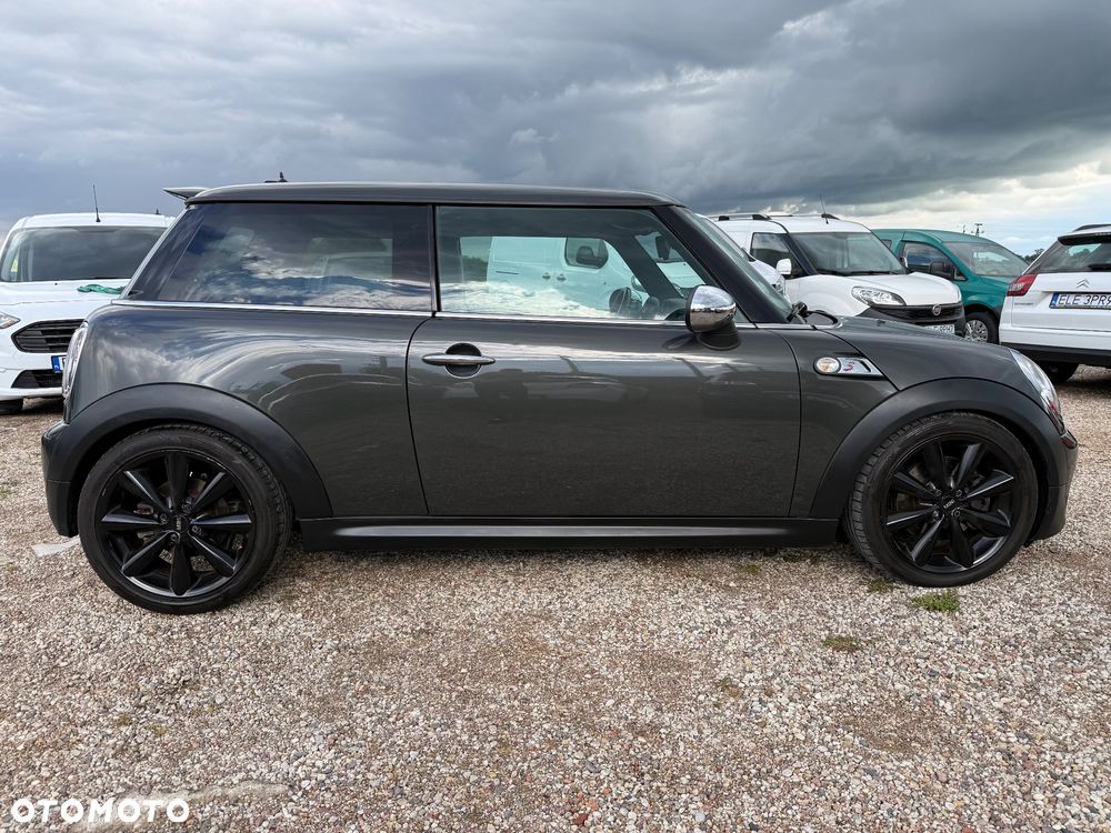 MINI Cooper S Standard - 8