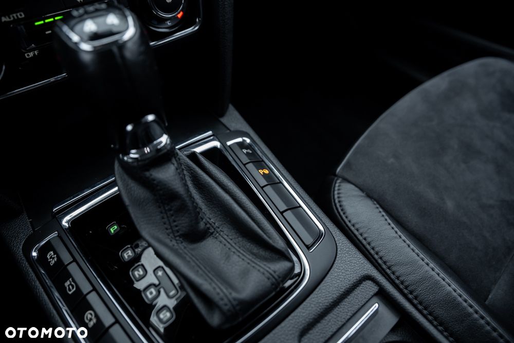 Skoda Superb 2.0 TDI Green tec 4x4 DSG Elegance - 30