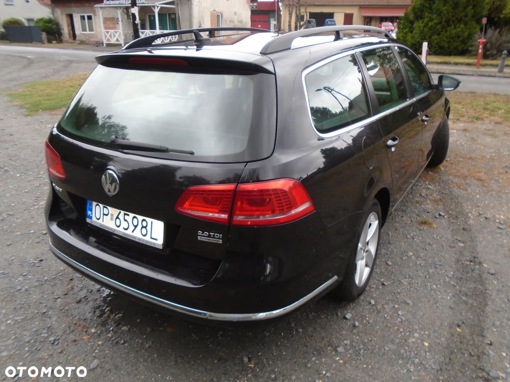 Volkswagen Passat 2.0 TDI Comfortline - 4