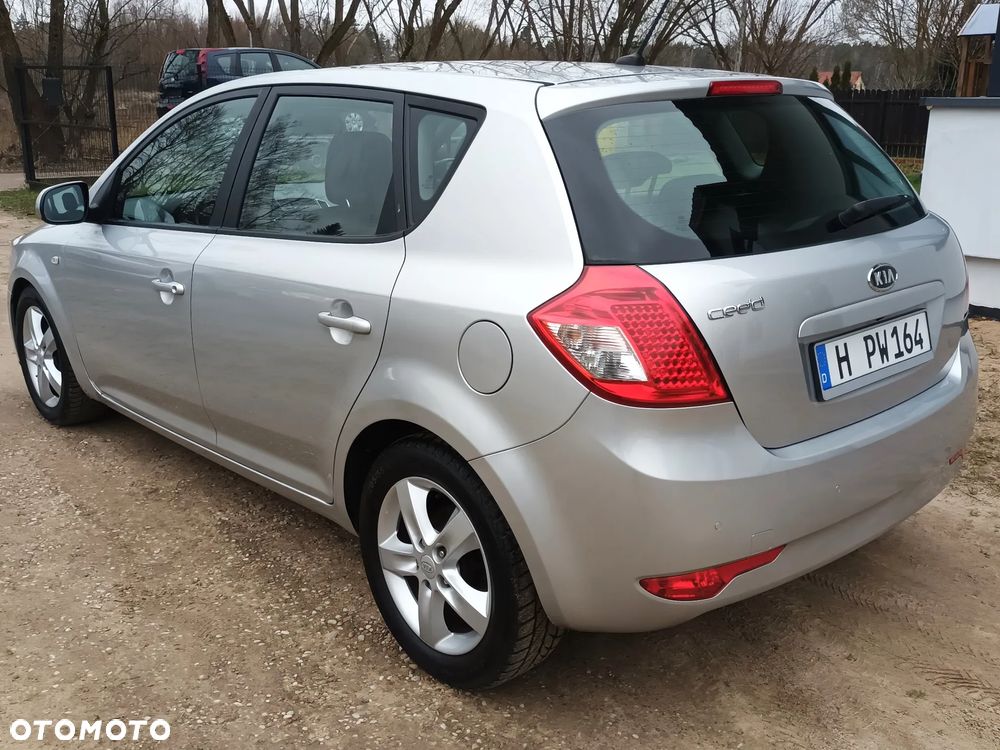 Kia Ceed 1.4 CVVT Edition 7 - 17