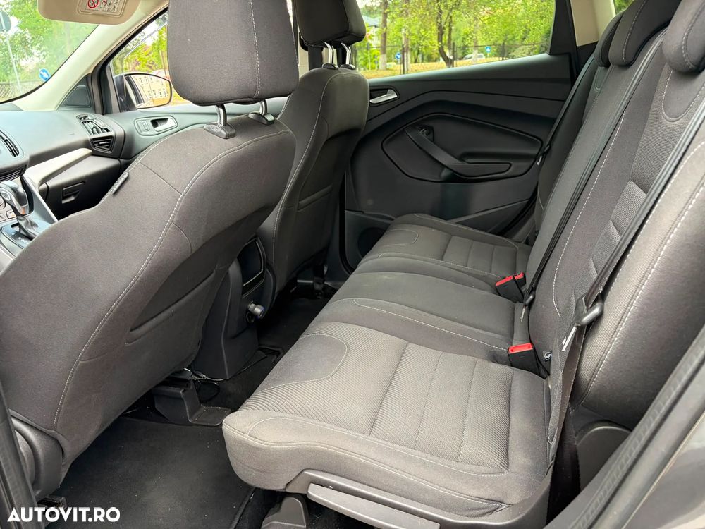 Ford Kuga 2.0 TDCi 4WD Powershift Titanium - 21