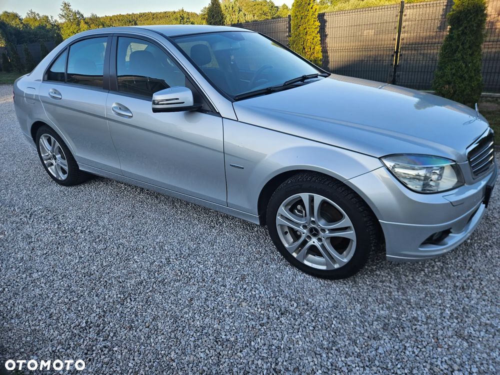 Mercedes-Benz Klasa C 180 Kompressor BlueEFFICIENCY - 4