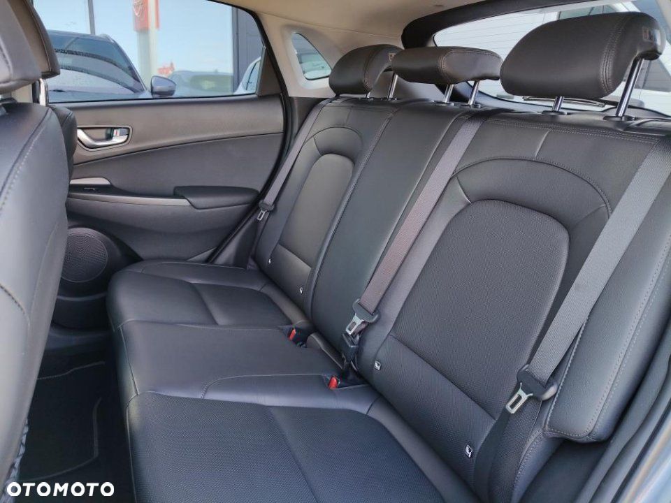 Hyundai Kona - 15