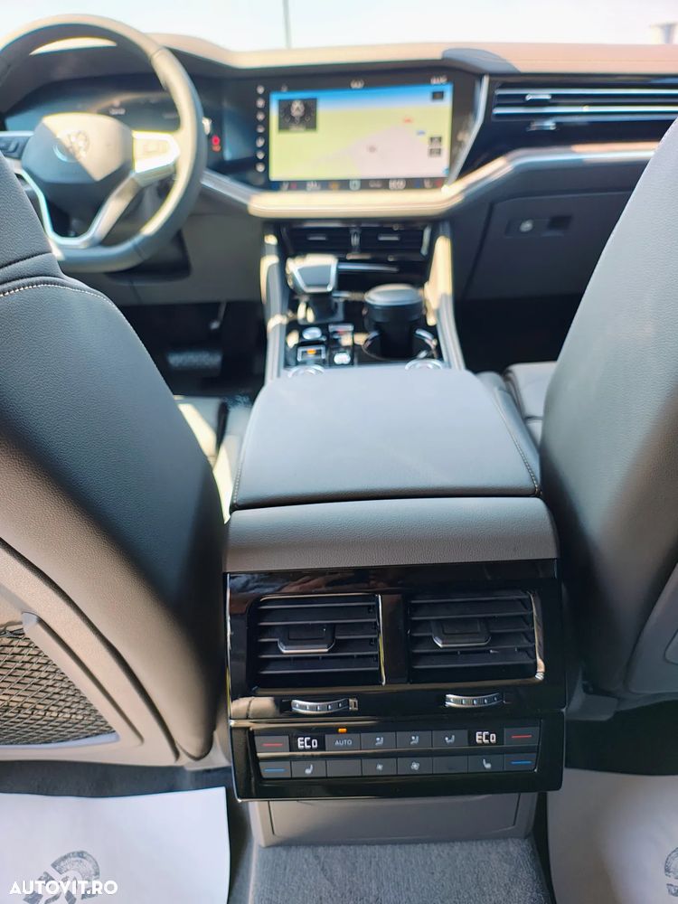 Volkswagen Touareg V6 TDI Elegance - 10
