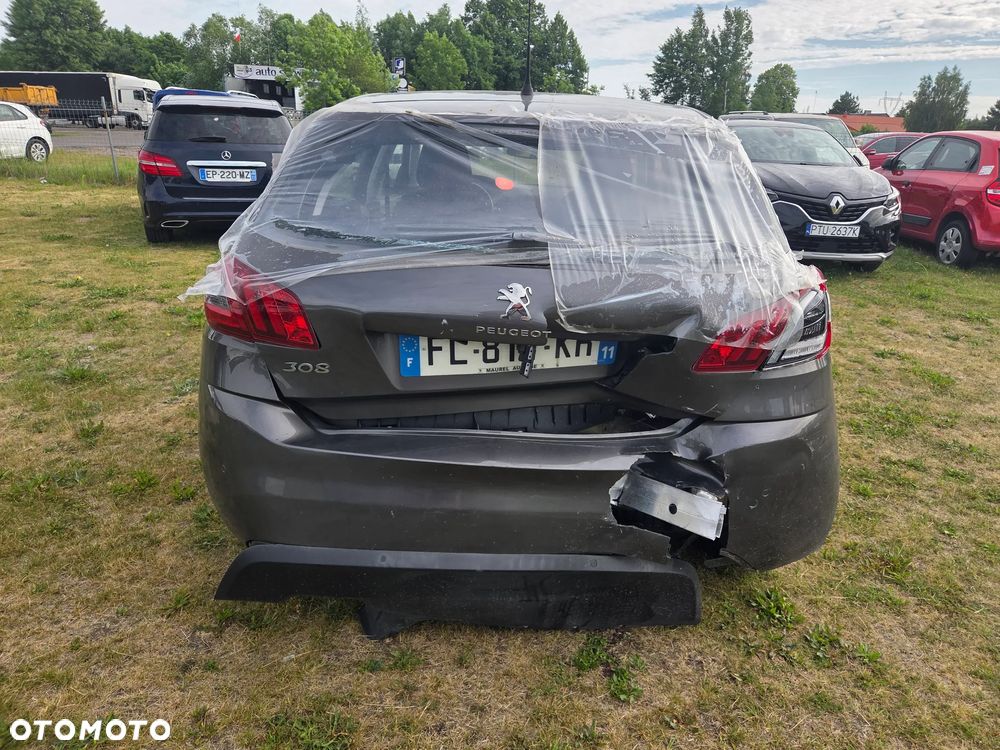 Peugeot 308 BlueHDi 130 EAT6 Stop & Start Active - 17