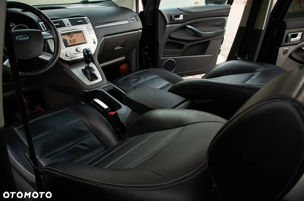 Ford Kuga 2.0 TDCi 4WD Titanium - 22