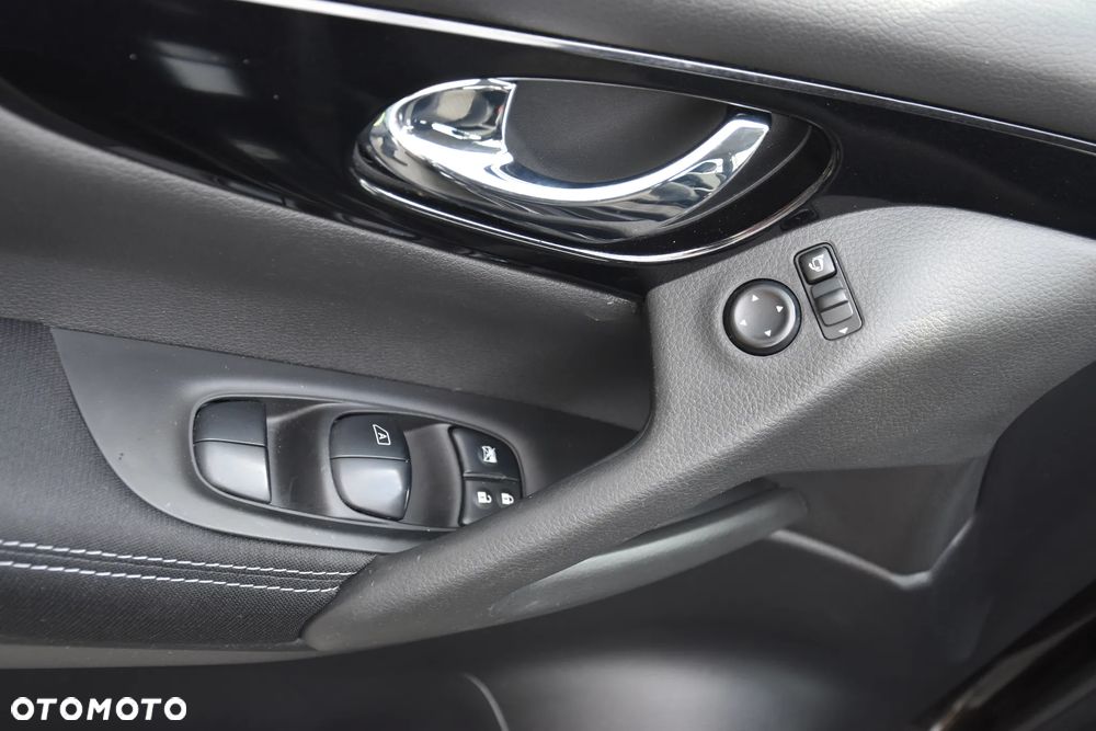 Nissan Qashqai 1.6 DIG-T 360 - 23