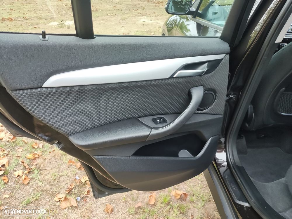BMW X1 16 d sDrive Advantage - 22