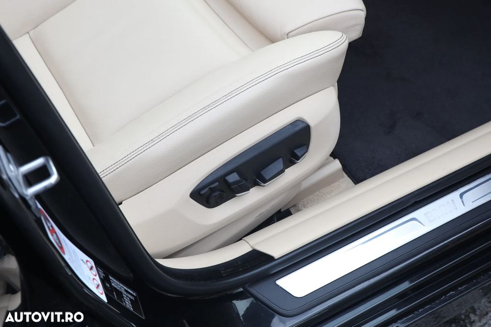 BMW Seria 5 520d Aut. Luxury Line - 31