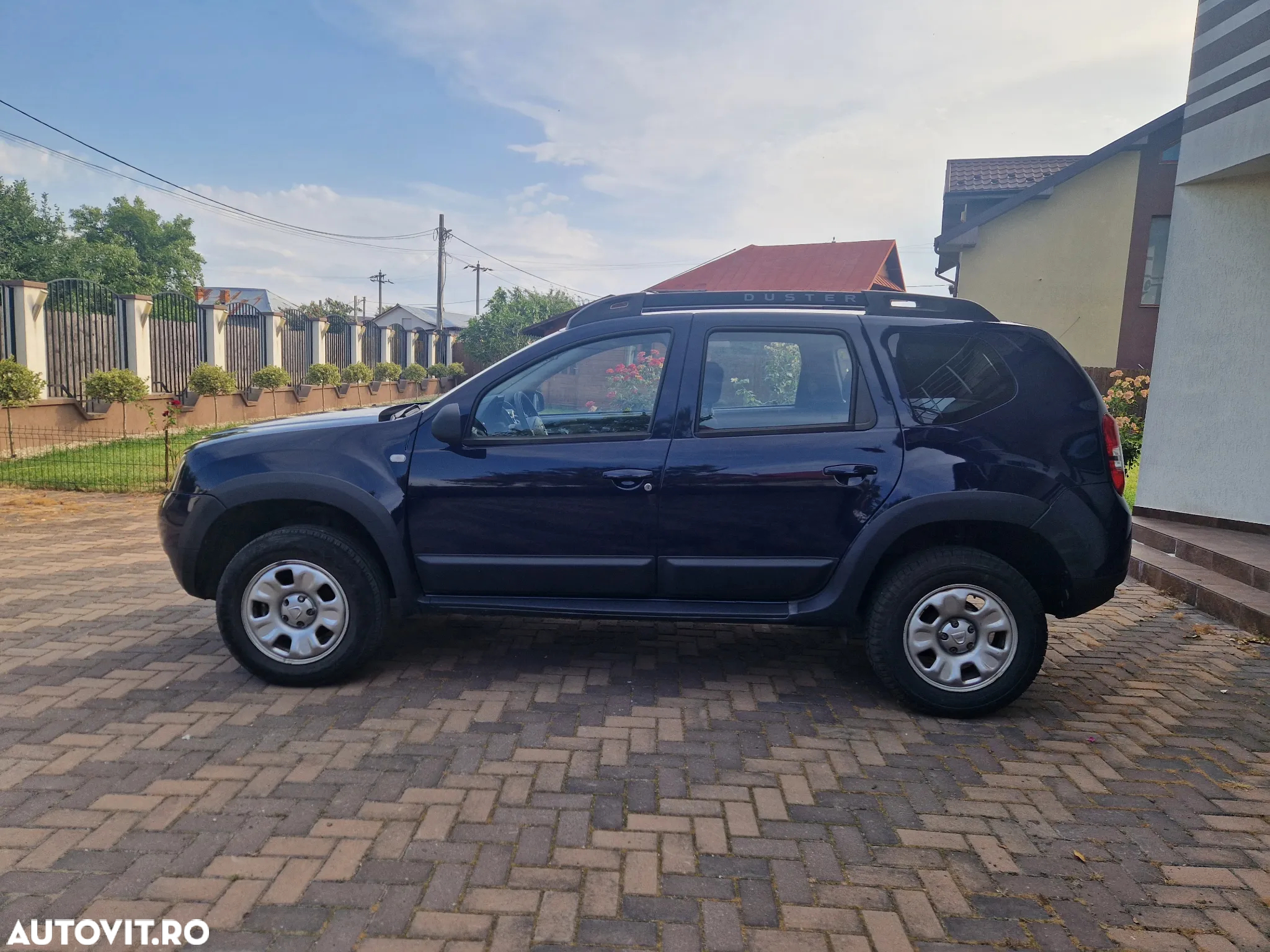 Dacia Duster 1.5 dCi 4x4 Laureate - 2