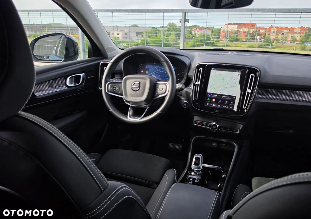 Volvo XC 40 B4 AWD Ultimate Dark - 6