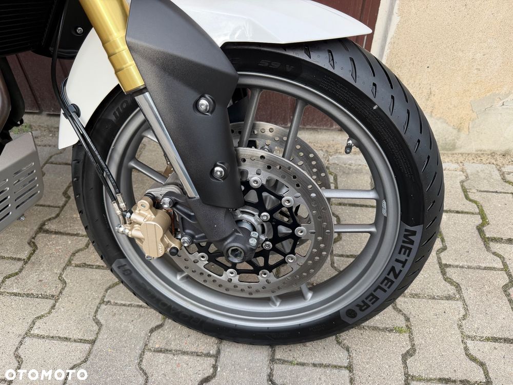 Triumph Tiger - 18