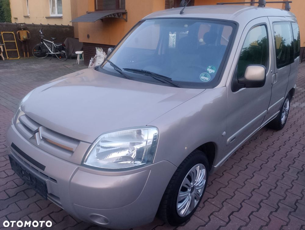 Citroën Berlingo 1.6i Pakiet Plus - 1