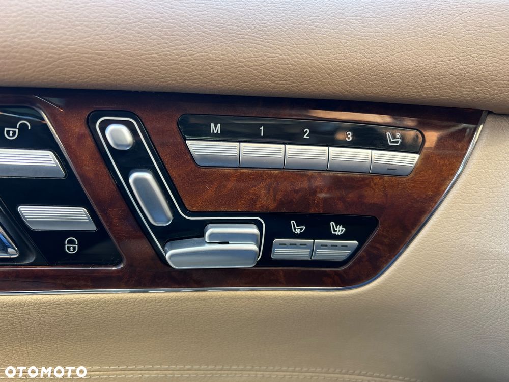 Mercedes-Benz CL 500 - 22