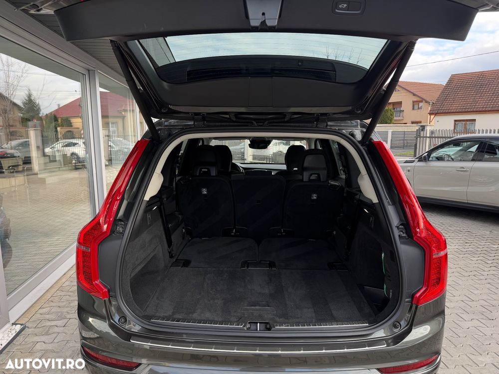 Volvo XC 90 D5 AWD Geartronic Momentum - 18