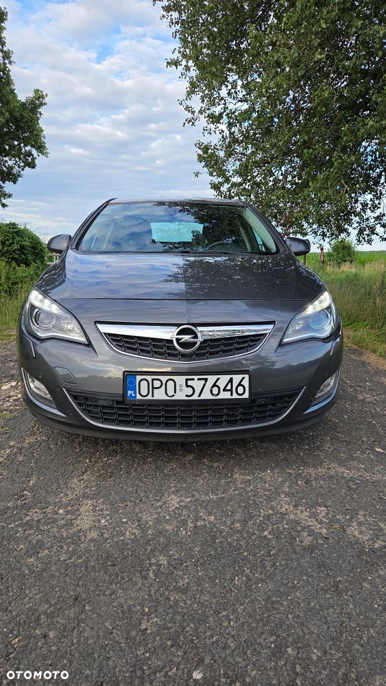 Opel Astra 1.4 T Cosmo - 1