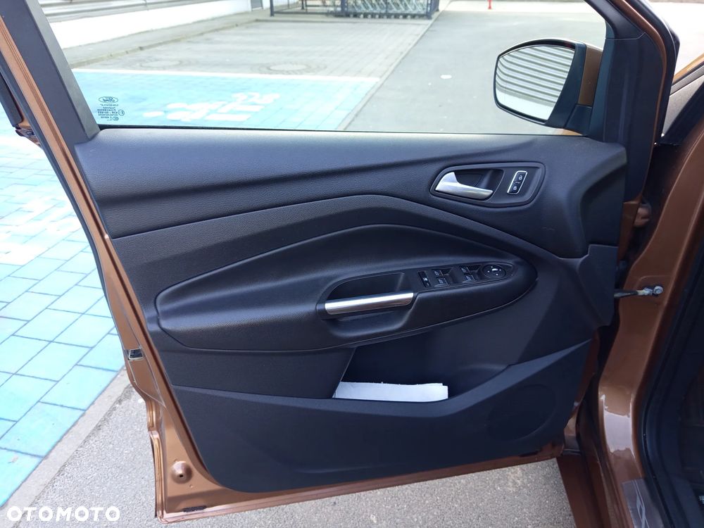 Ford Kuga 2.0 TDCi 4WD Titanium - 19