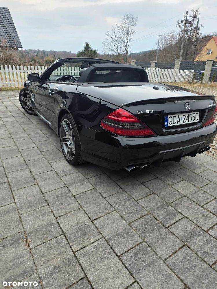 Mercedes-Benz SL 63 AMG SPEEDSHIFT MCT - 12