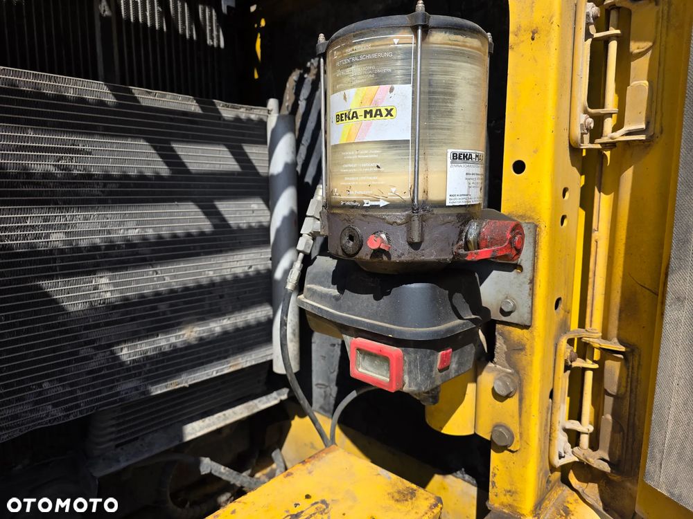 Komatsu PC 240 NLC-8 3 Razy Łamane Ramie Dłuższy Still - 11