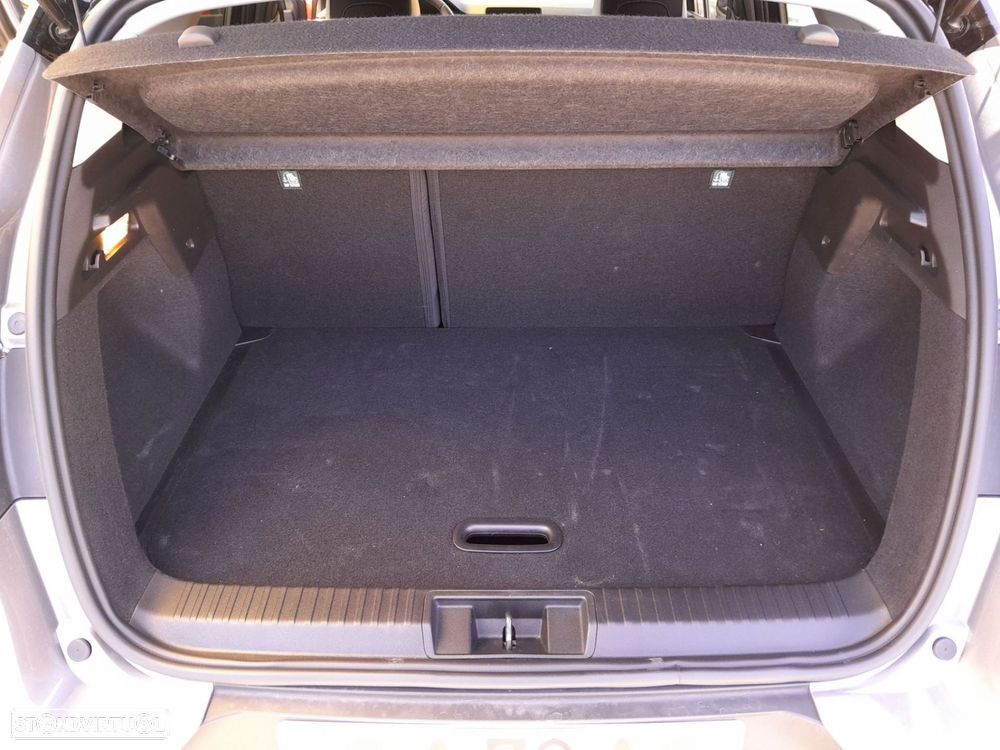 Renault Captur 1.0 TCe Techno Bi-Fuel - 24