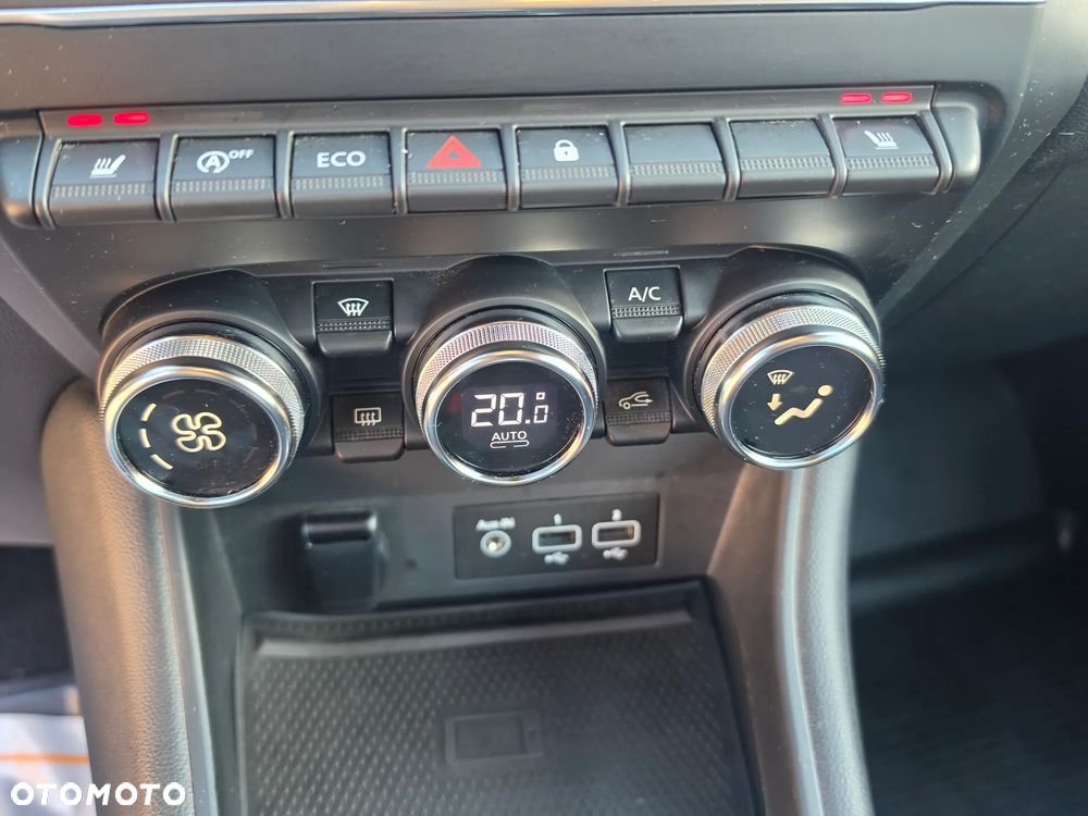Renault Captur - 28