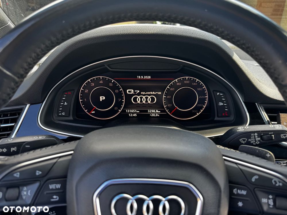 Audi Q7 - 9