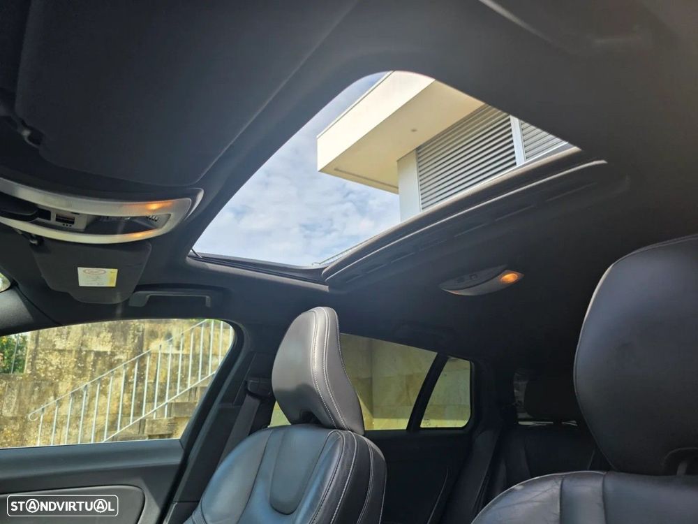 Volvo V60 D6 Twin Engine Geartronic RDesign - 20
