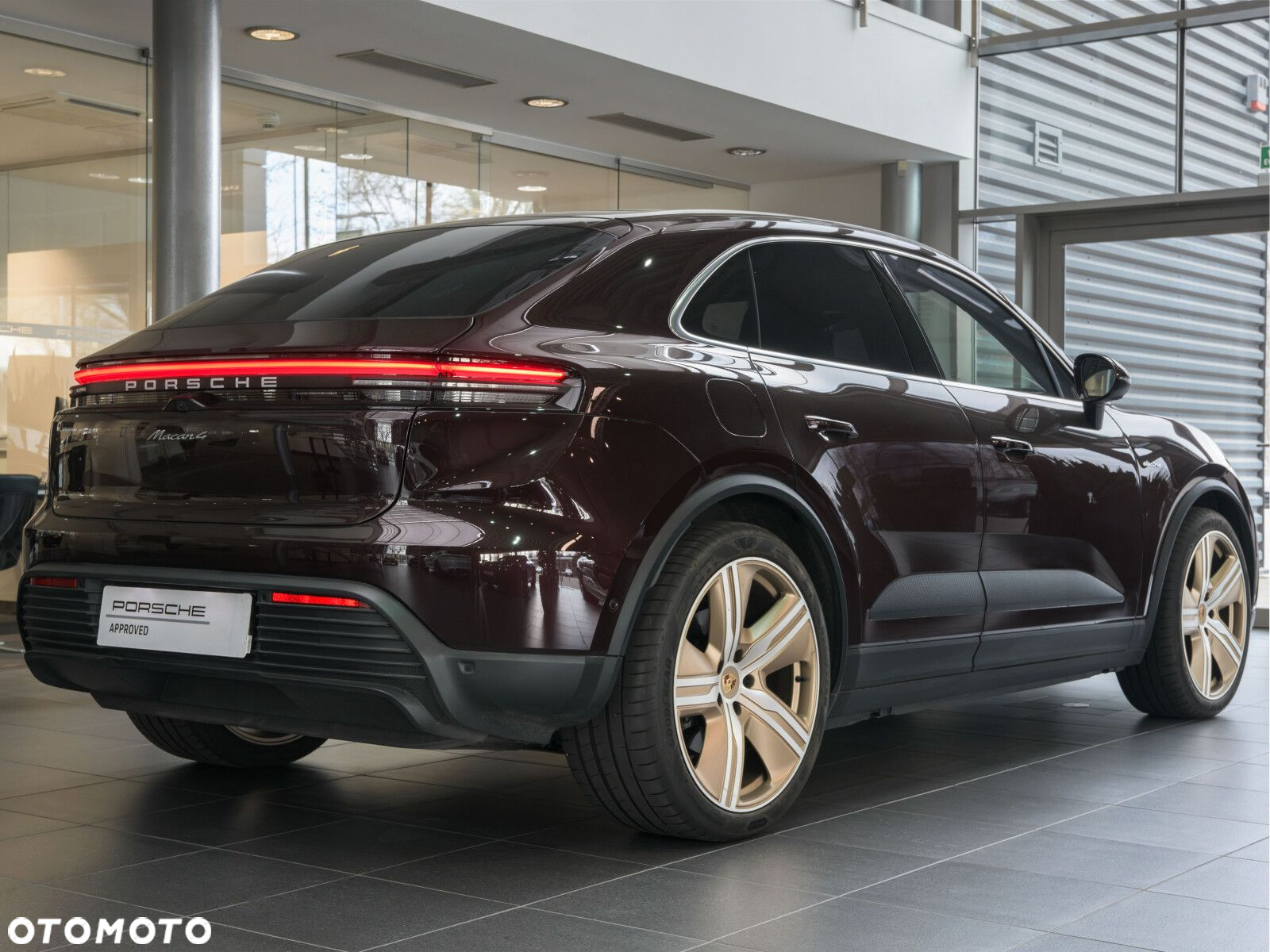Porsche Macan - 3