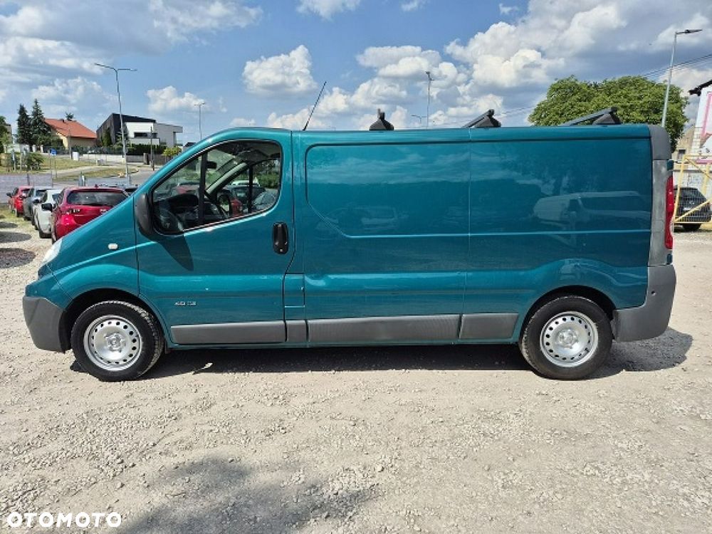 Renault Trafic - 8