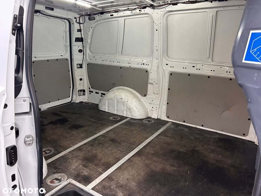 Mercedes-Benz Vito - 9