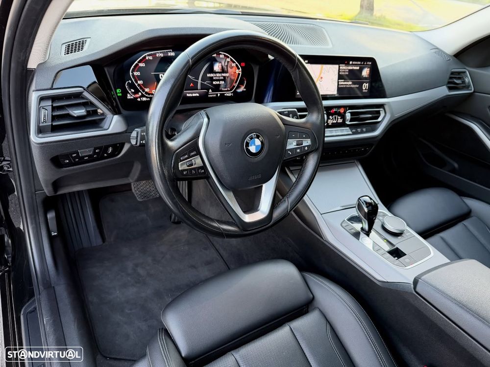 BMW 318 d Aut. M Sport - 13