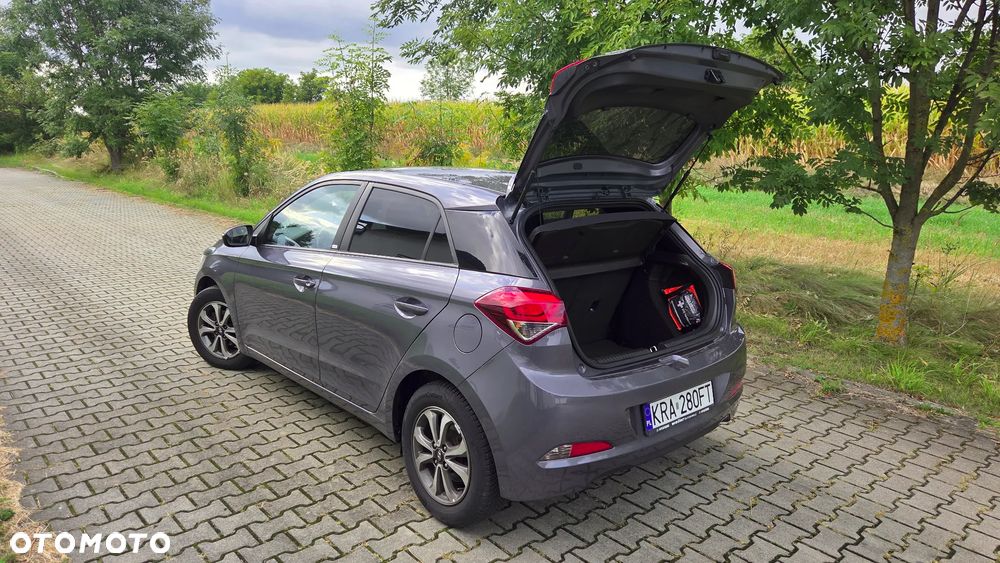 Hyundai i20 - 10