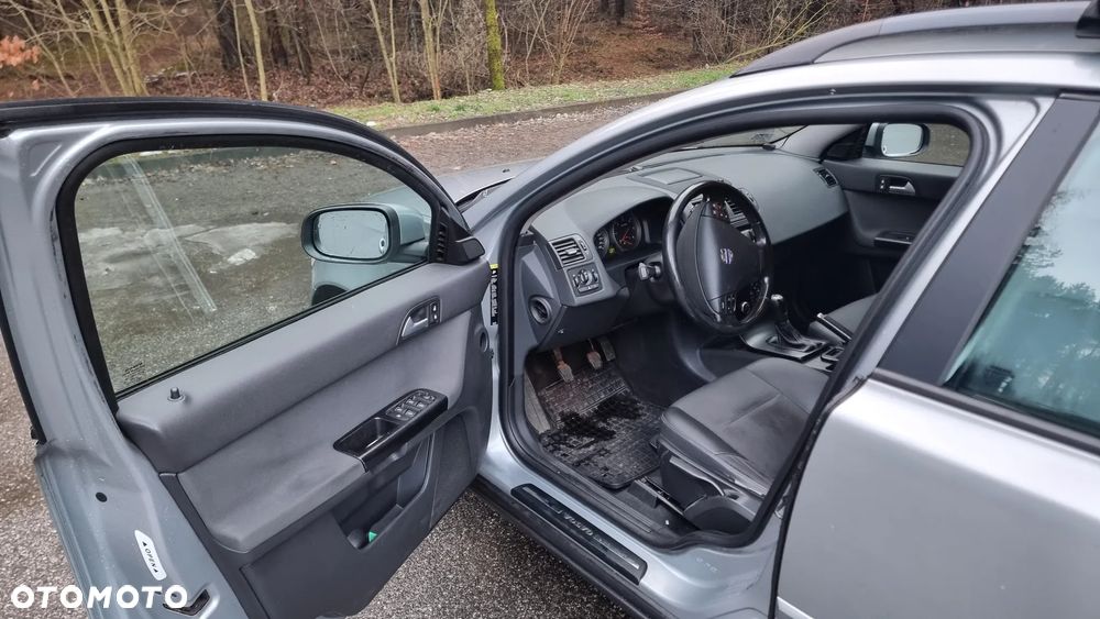 Volvo V50 2.0D DPF Kinetic - 8