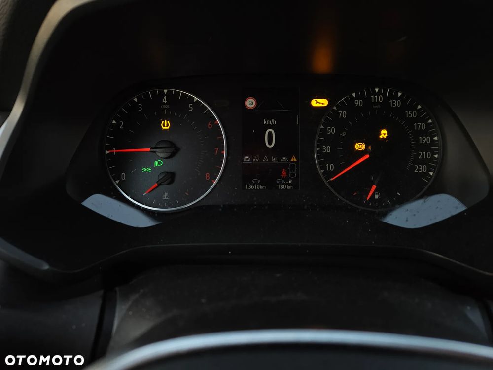 Renault Captur TCe Mild Hybrid 140 TECHNO - 27