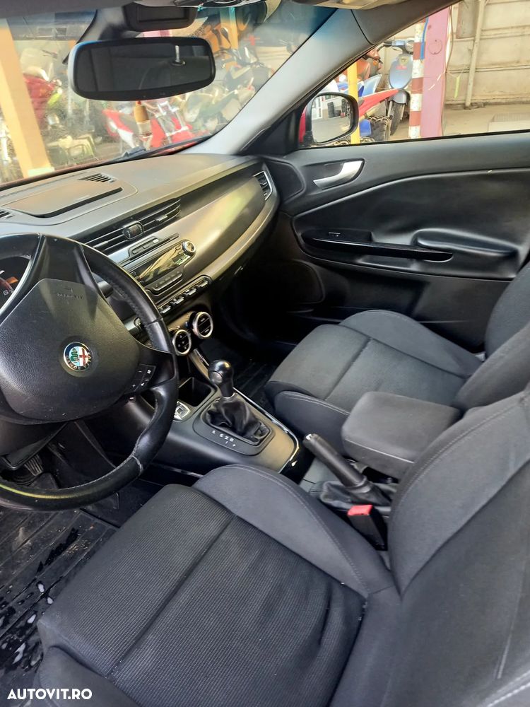 Alfa Romeo Giulietta 2.0 Mjet TCT Distinctive - 21