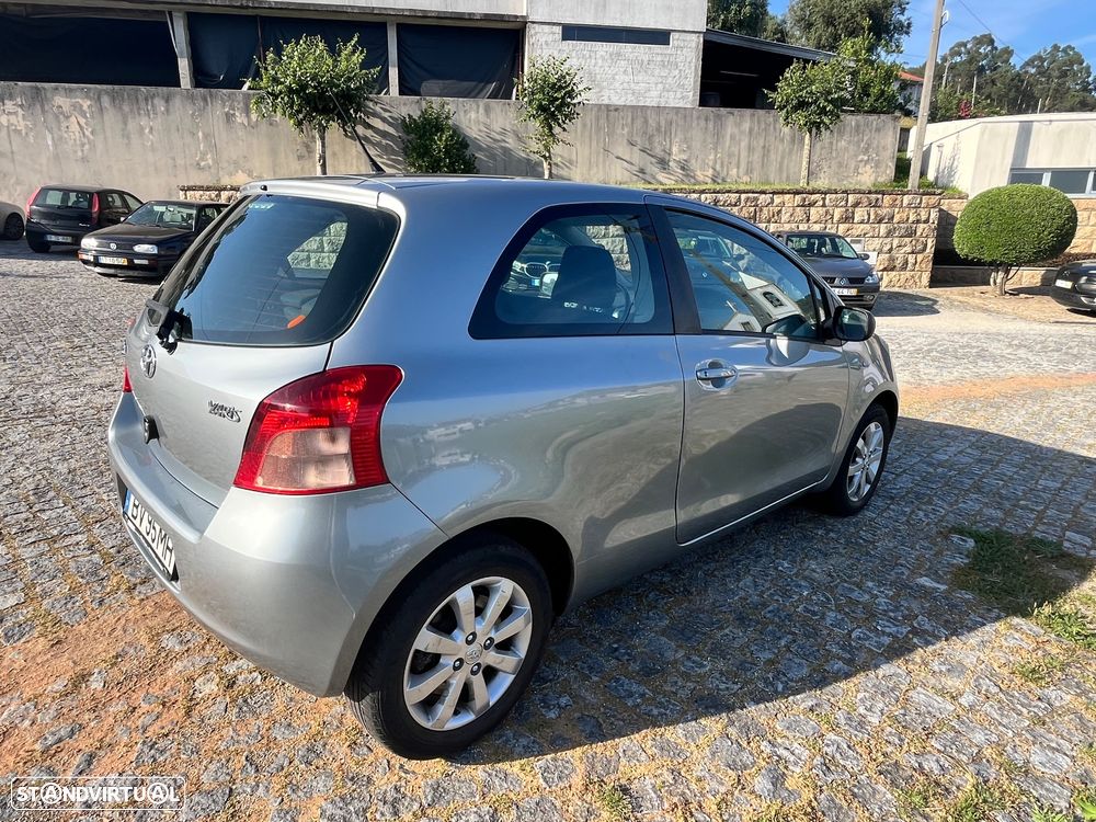 Toyota Yaris 1.0 VVT-i Cool Edition - 7