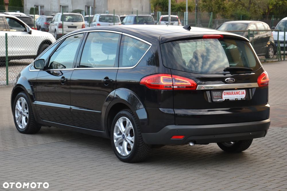 Ford S-Max 2.0 TDCi DPF Titanium - 13