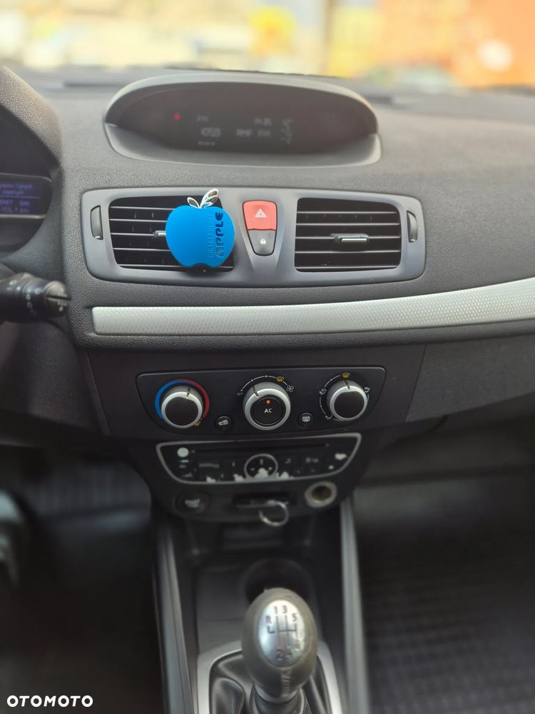 Renault Megane TCe 130 Expression - 15