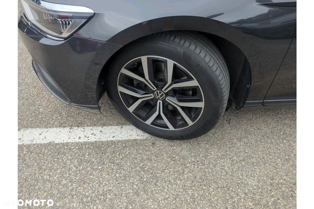 Volkswagen Passat Variant - 14