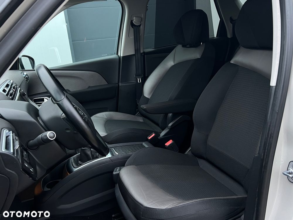 Citroën C4 Picasso 1.2 PureTech Exclusive - 18