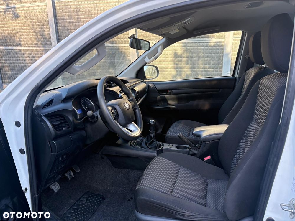 Toyota Hilux 4x4 Extra Cab Comfort - 6