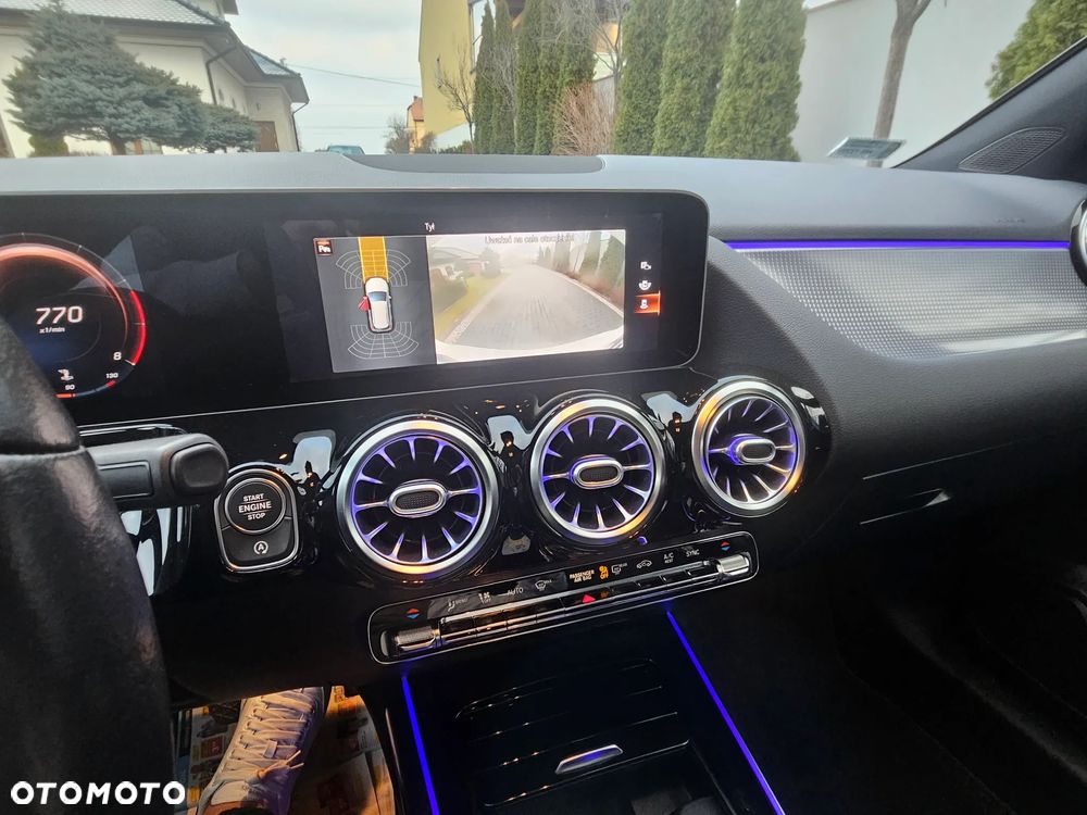 Mercedes-Benz Klasa B 180 Style 7G-DCT - 14