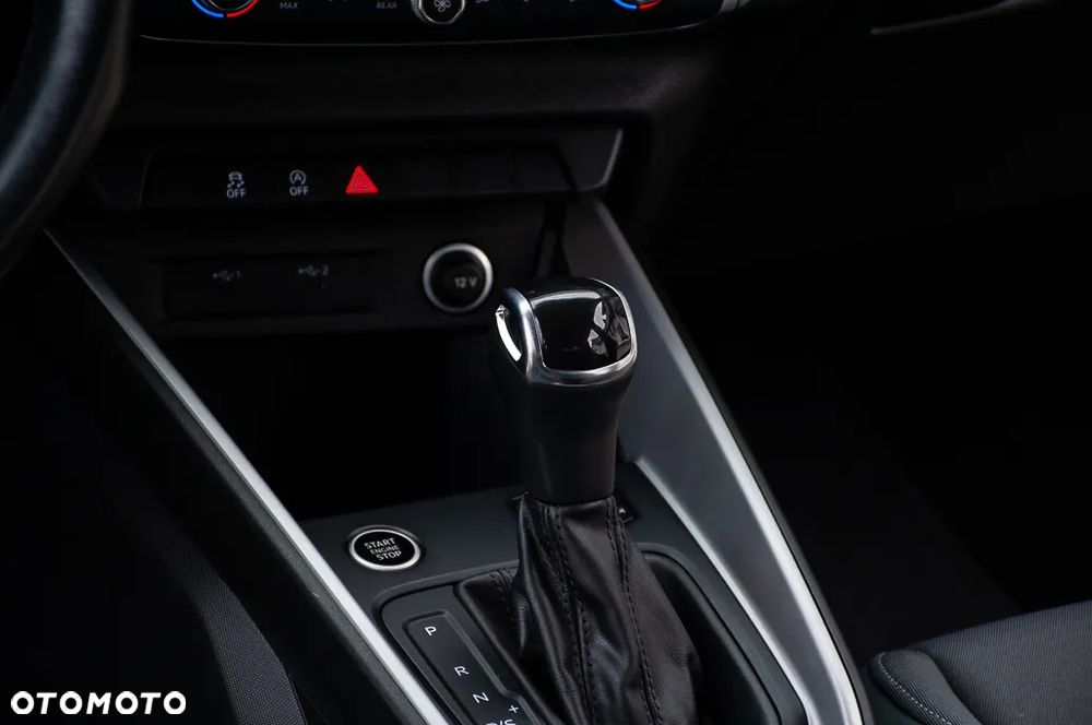 Audi A1 Sportback 35 TFSI S tronic - 33