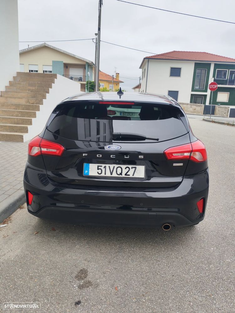 Ford Focus 1.0 EcoBoost Titanium - 4