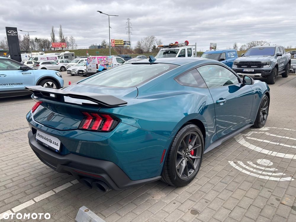 Ford Mustang - 8