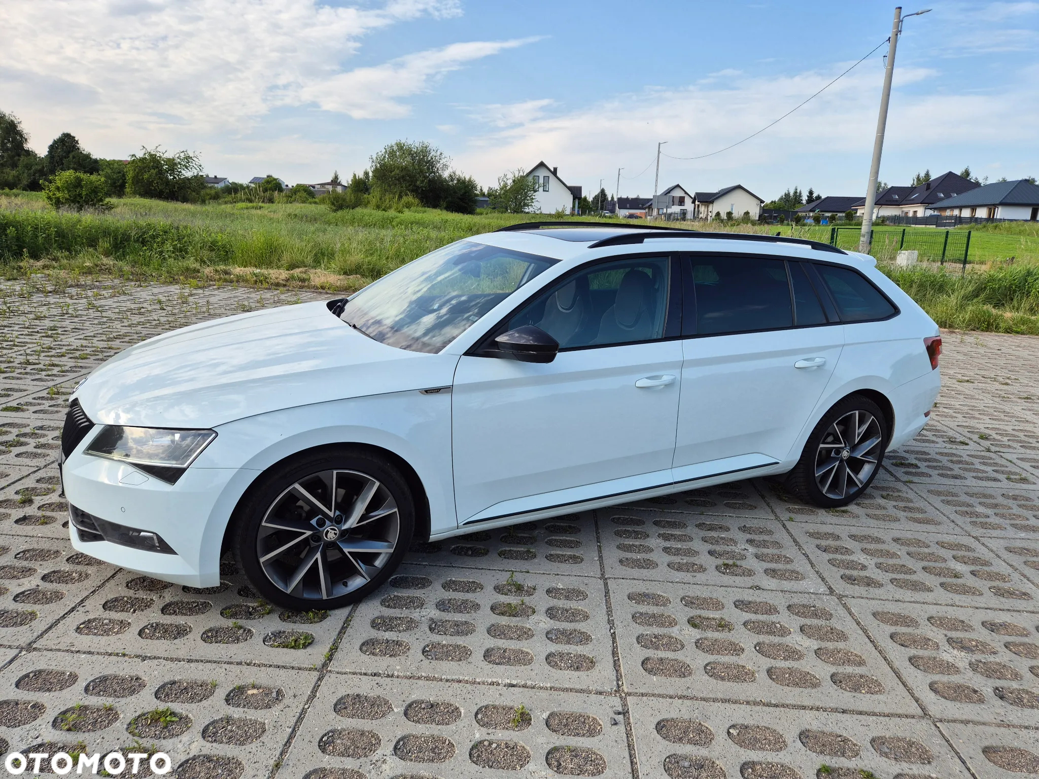 Skoda Superb 2.0 TDI 4x4 DSG Sportline - 23