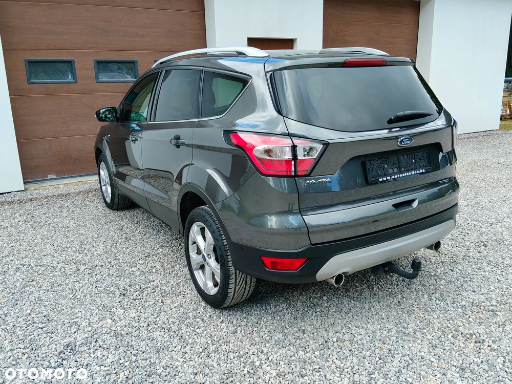 Ford Kuga 2.0 TDCi 2x4 Titanium - 12
