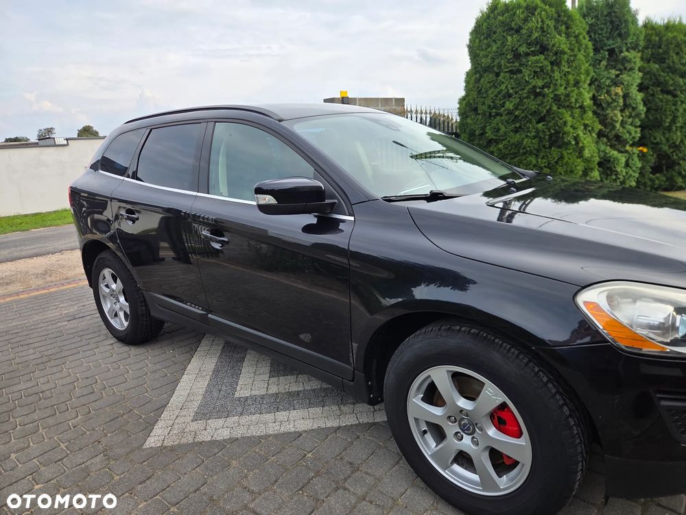 Volvo XC 60 D4 Momentum - 17